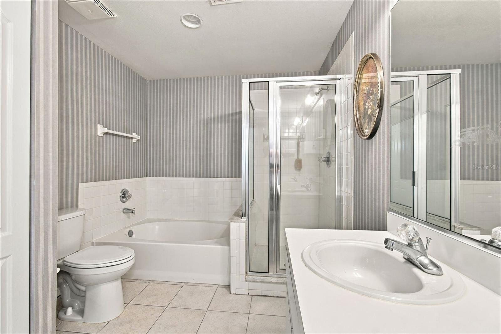 610 Lakemont Dr Property Photo 8