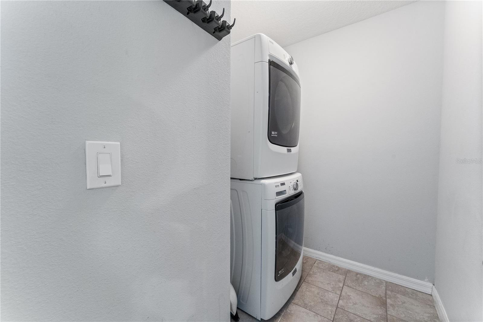 6148 River Rd Property Photo 23