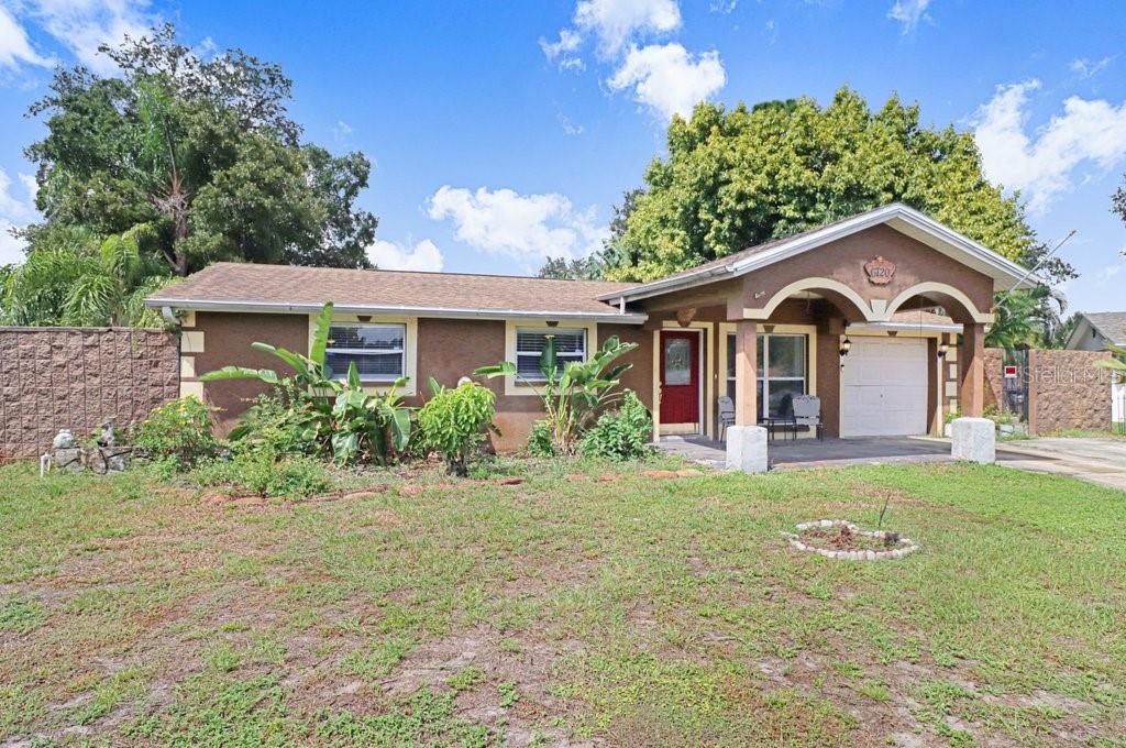 6720 Forrestvale Ln Property Photo 2