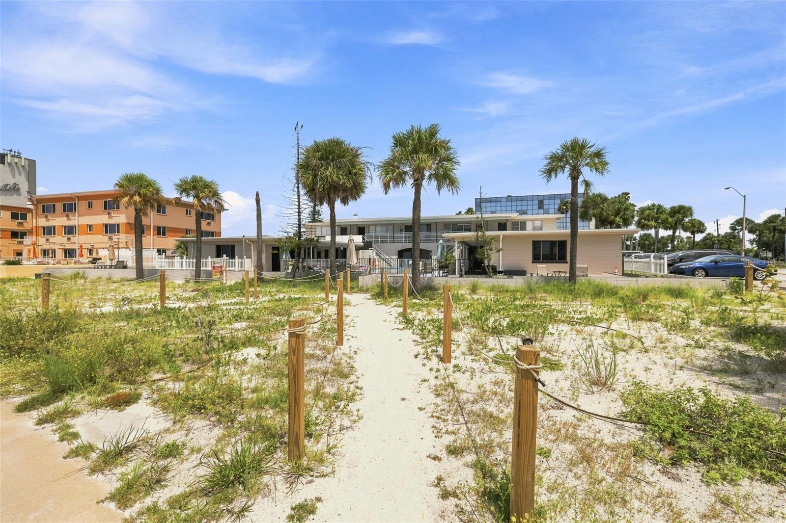 10450 Gulf Blvd Property Photo 4