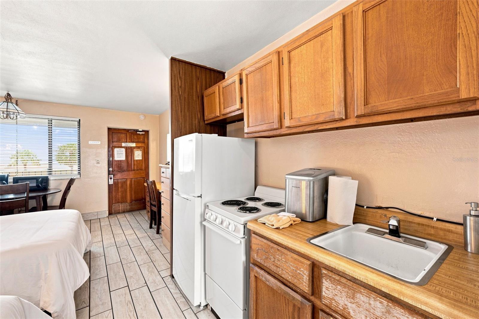 10450 Gulf Blvd Property Photo 27