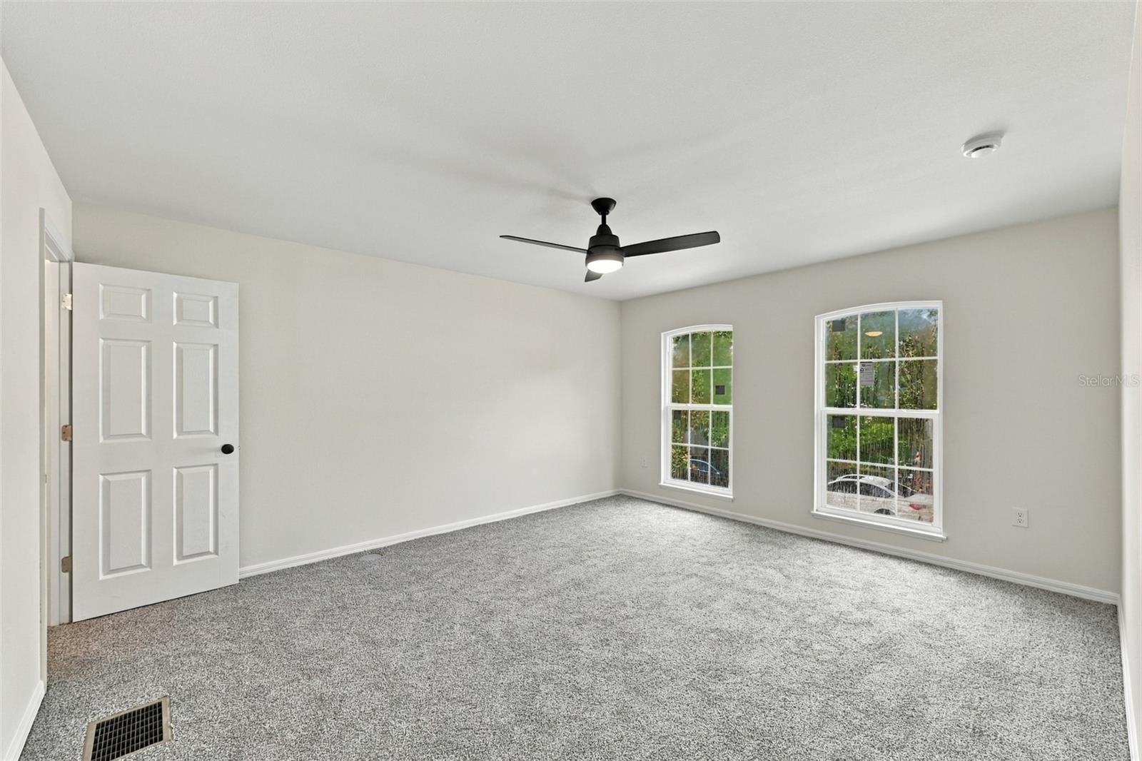 9951 Ashburn Lake Dr Property Photo 22