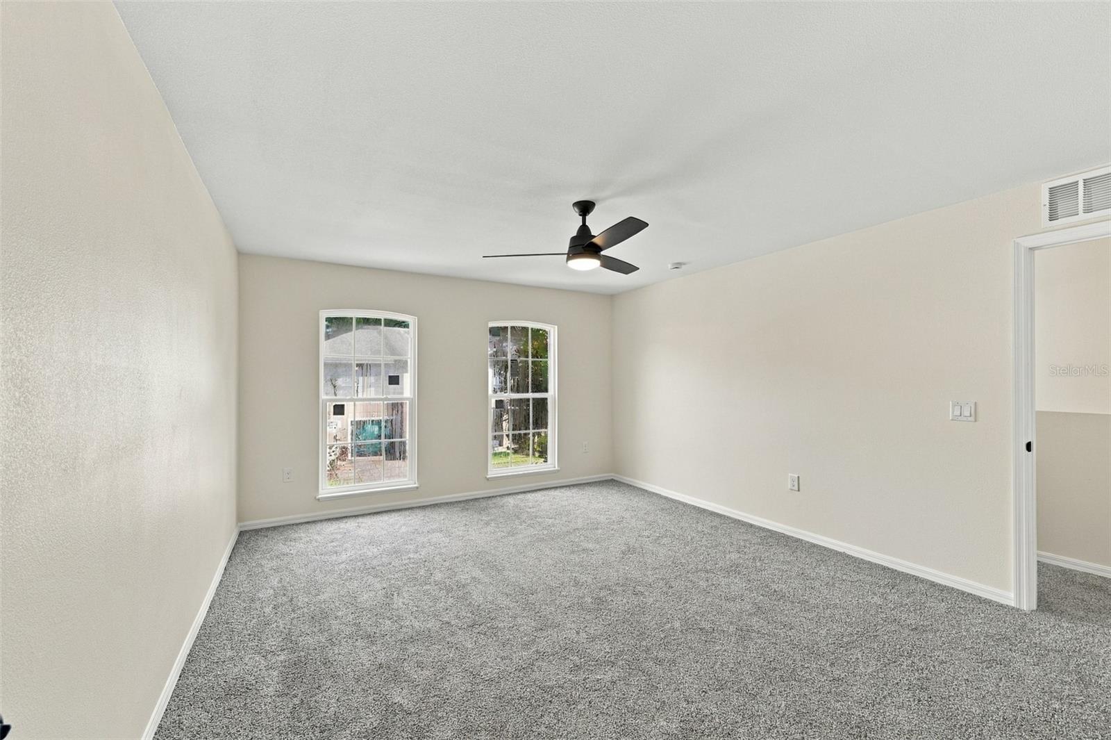 9951 Ashburn Lake Dr Property Photo 24
