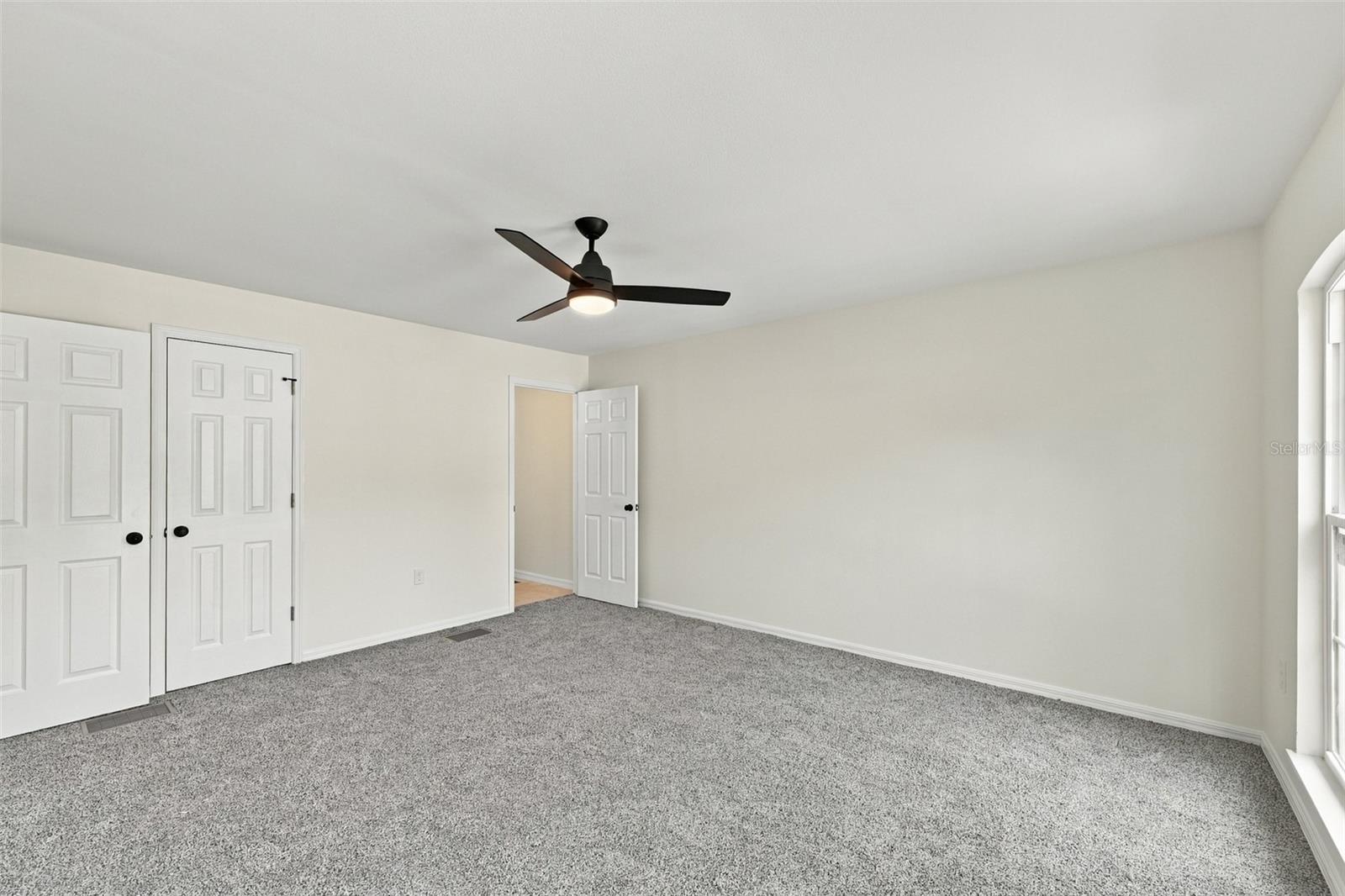 9951 Ashburn Lake Dr Property Photo 26