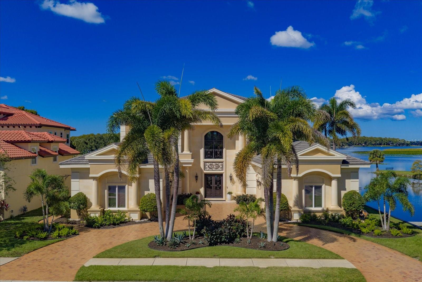2056 Cove Trce Property Photo 1