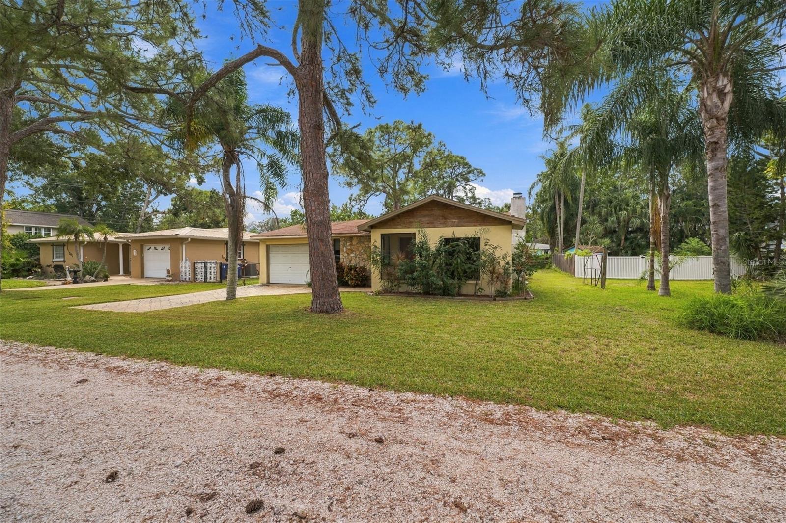 511 TENNESSEE AVE Property Photo 1