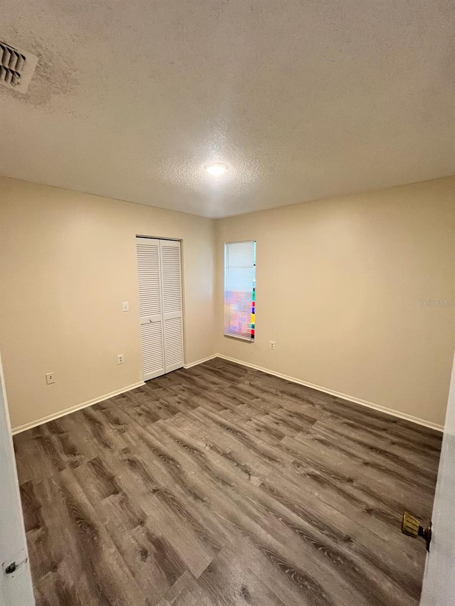 8053 Saybrook Dr Property Photo 8