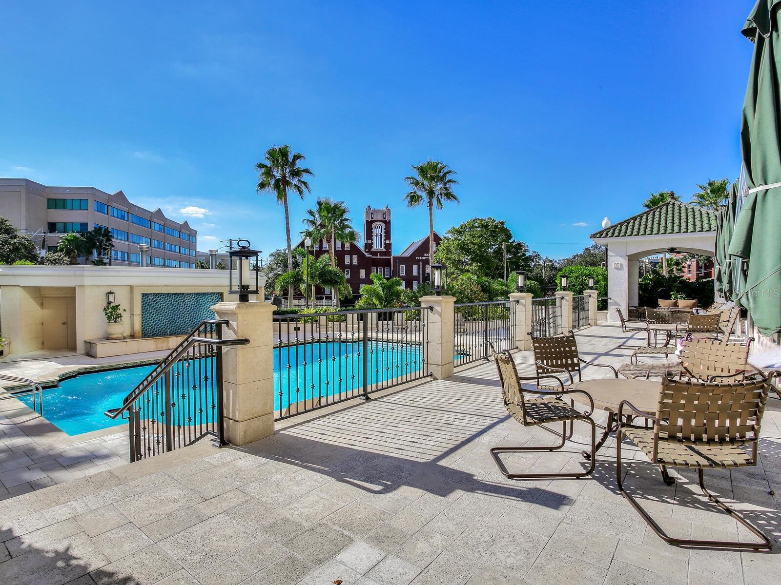 345 Bayshore Blvd #1007 Property Photo 27