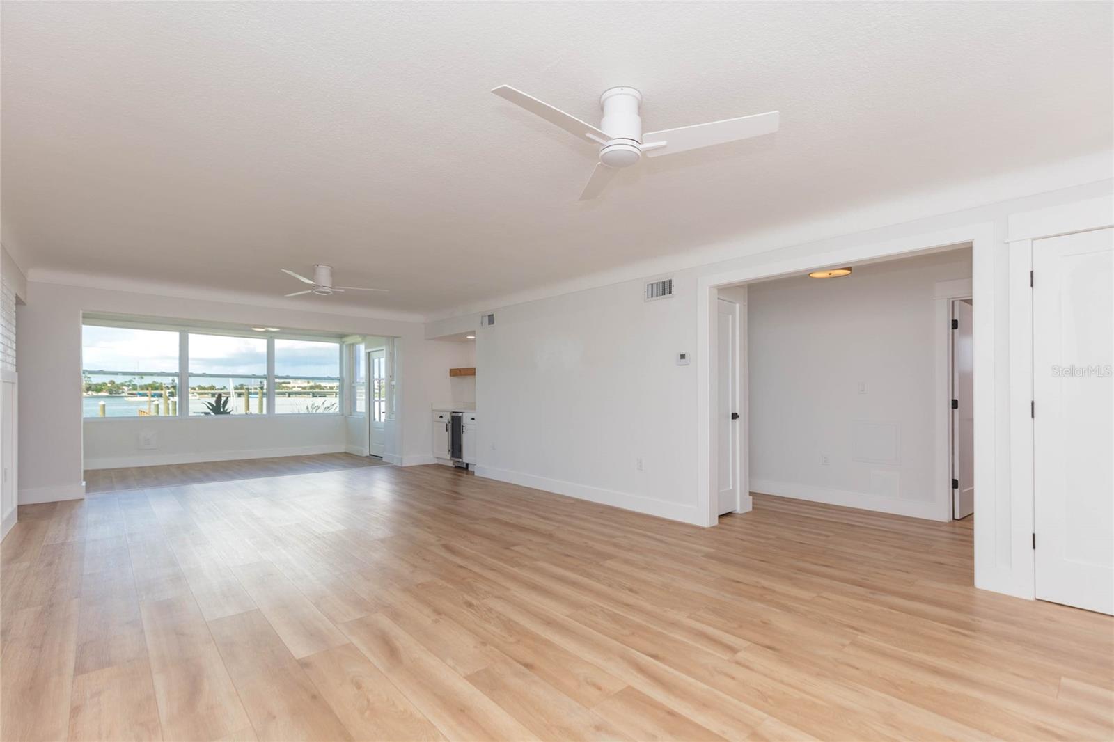 7160 S S, Shore Dr Dr Property Photo 12
