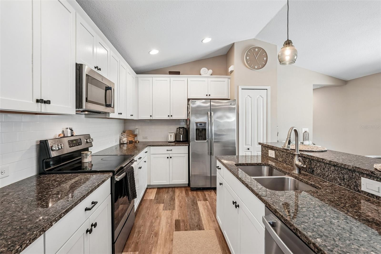 12630 Shimmering Oak Cir Property Photo 9