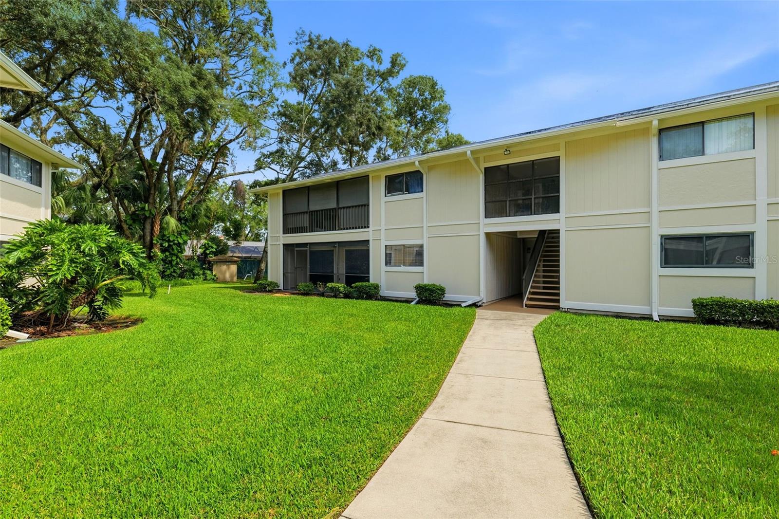 6014 Laketree Ln #g Property Photo 2
