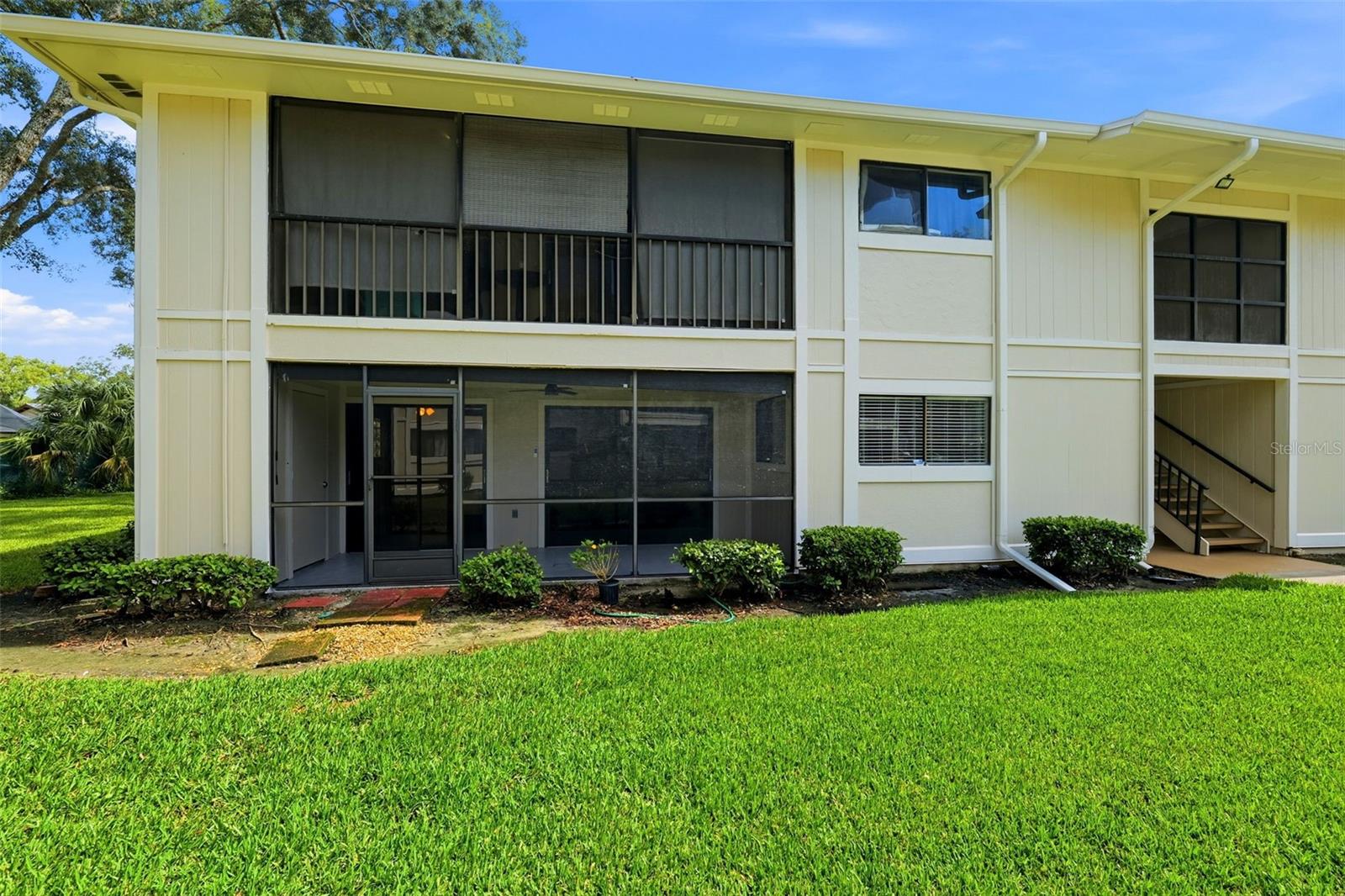 6014 Laketree Ln #g Property Photo 5