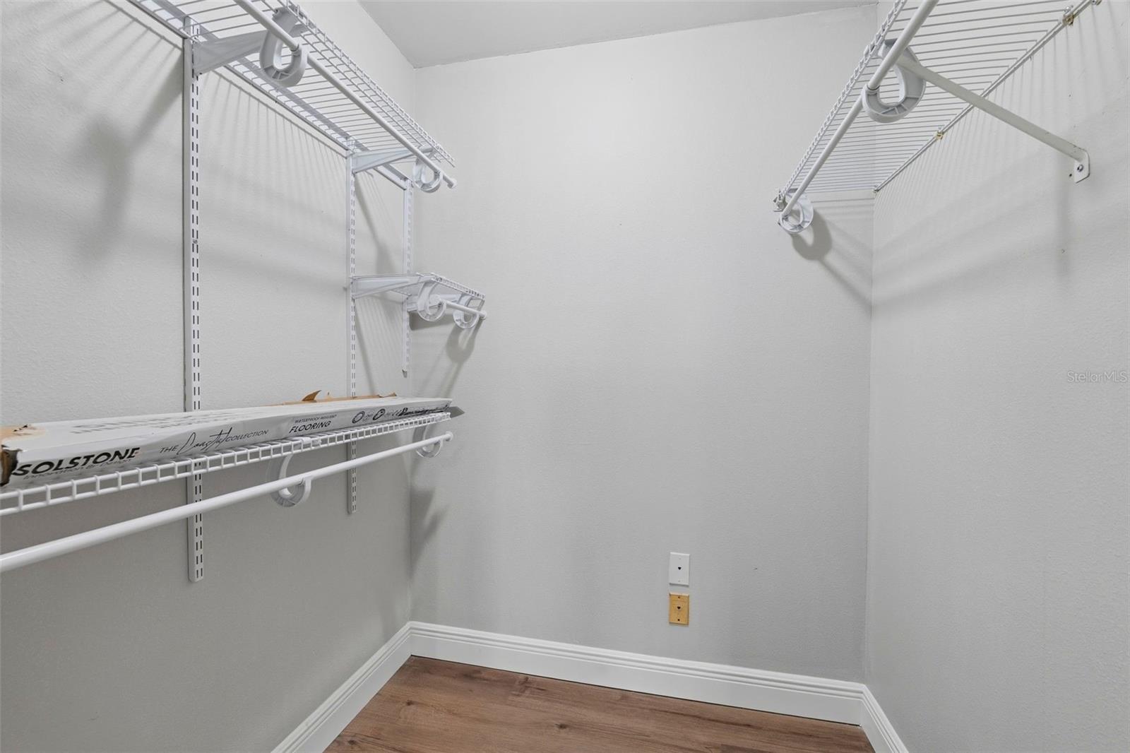 6014 Laketree Ln #g Property Photo 22