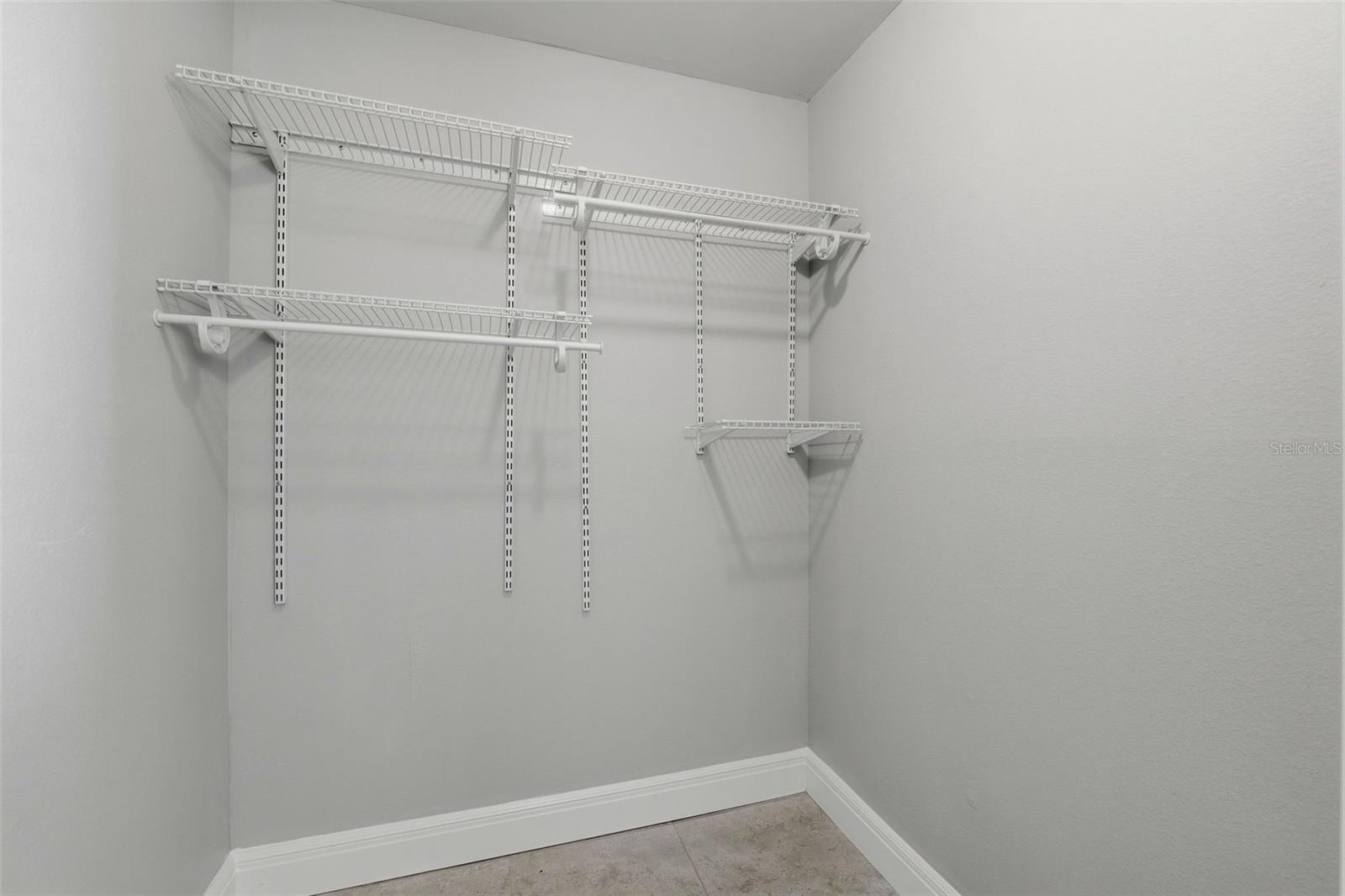 6014 Laketree Ln #g Property Photo 23