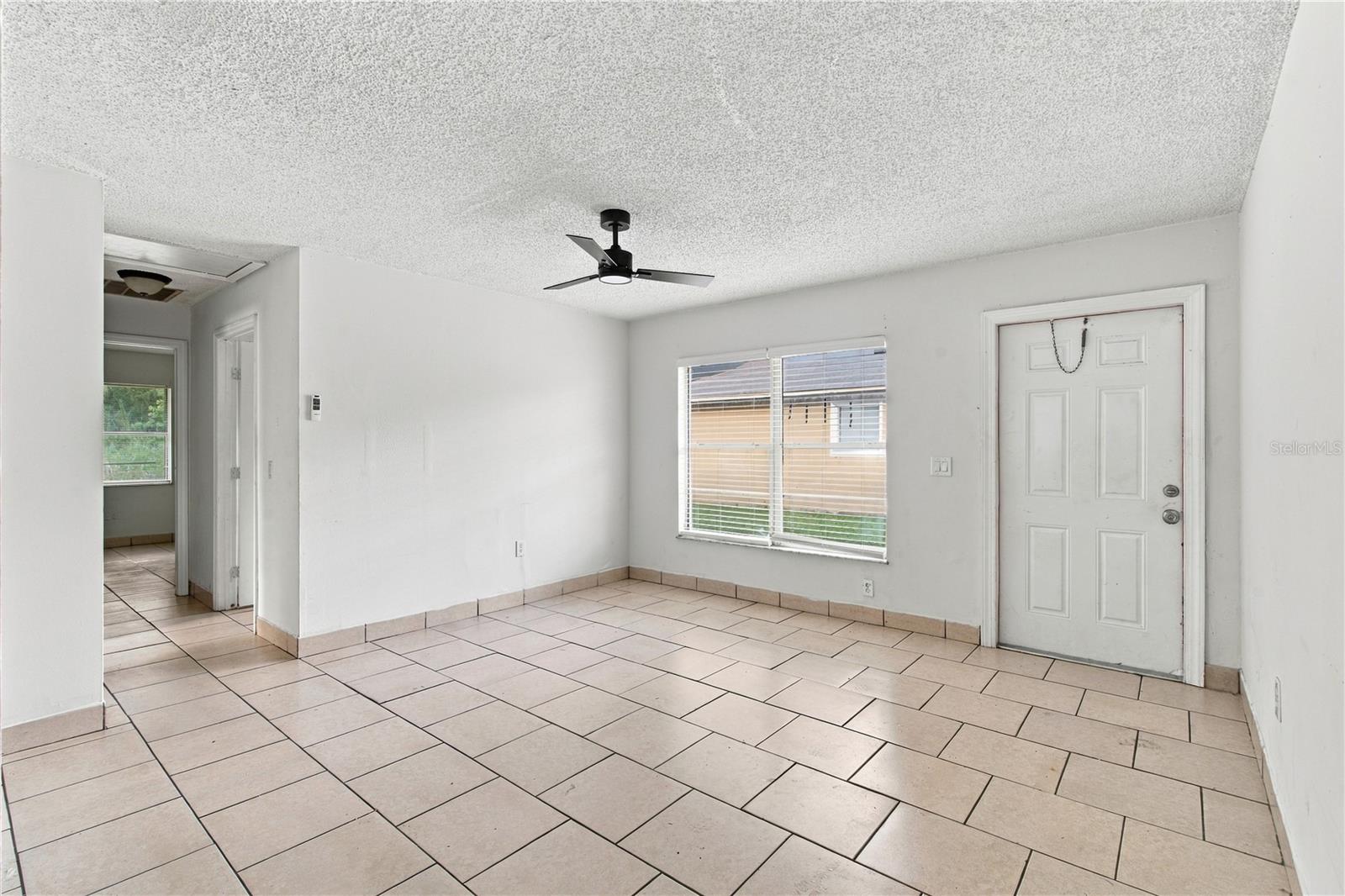 2461 Chestnut Woods Dr Property Photo 8