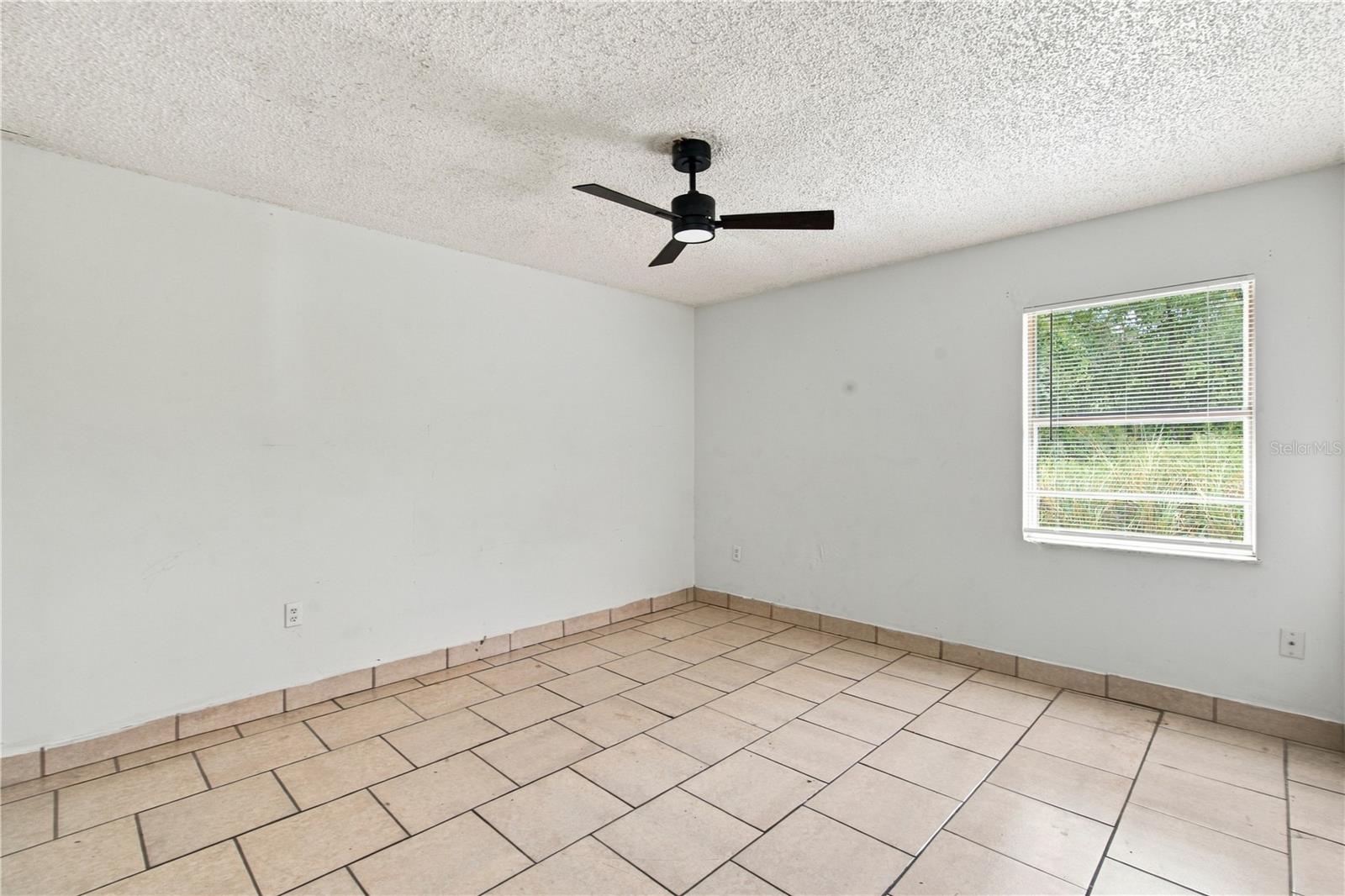 2461 Chestnut Woods Dr Property Photo 13