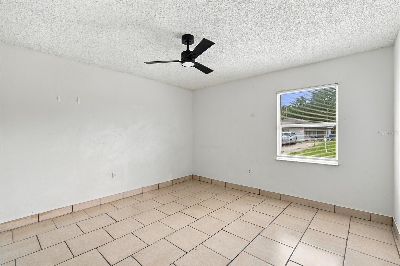 2461 Chestnut Woods Dr Property Photo 28