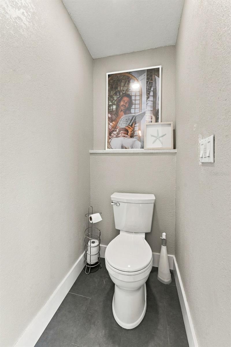 135 Harbor Dr Property Photo 27