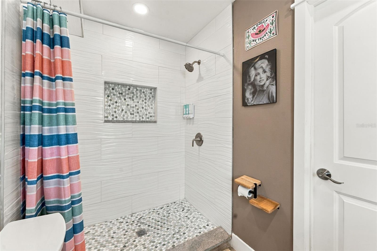 135 Harbor Dr Property Photo 45