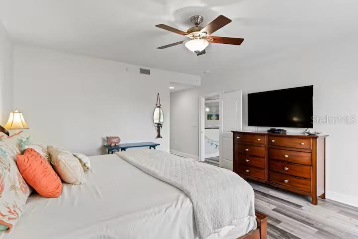 100 Bayside Dr #101 Property Photo 16