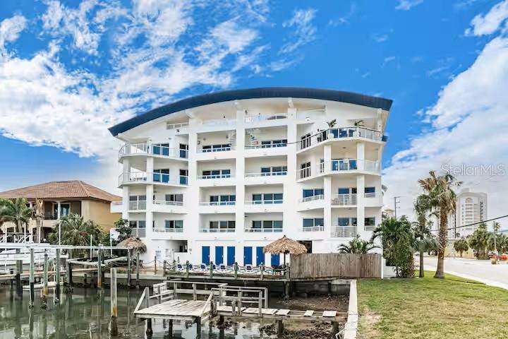100 Bayside Dr #101 Property Photo 32