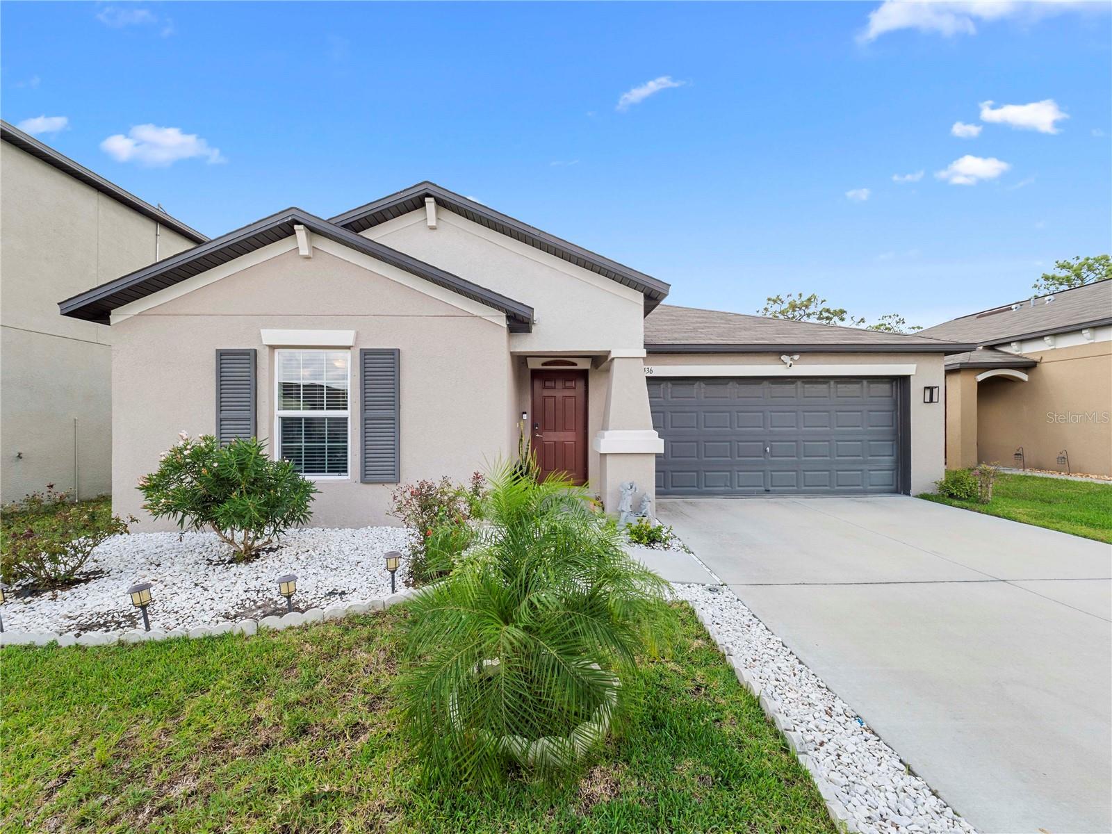 15436 MILLER CREEK DR Property Photo 1