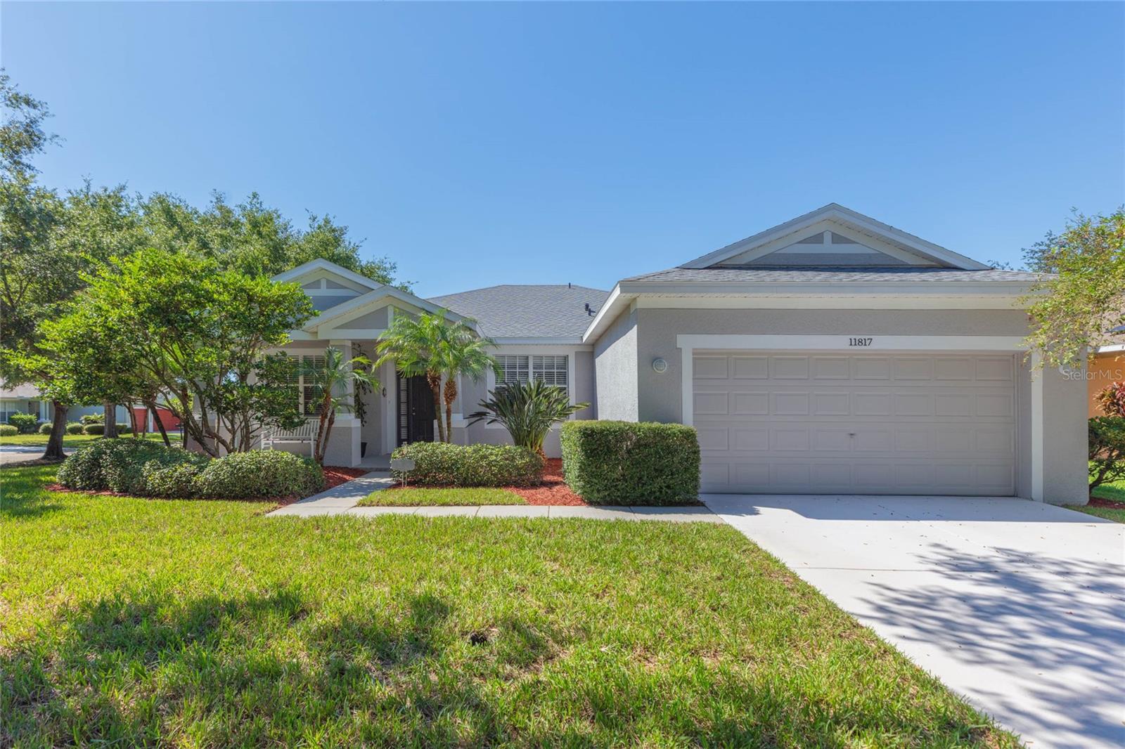 11817 HOLLY CREST LN Property Photo 1