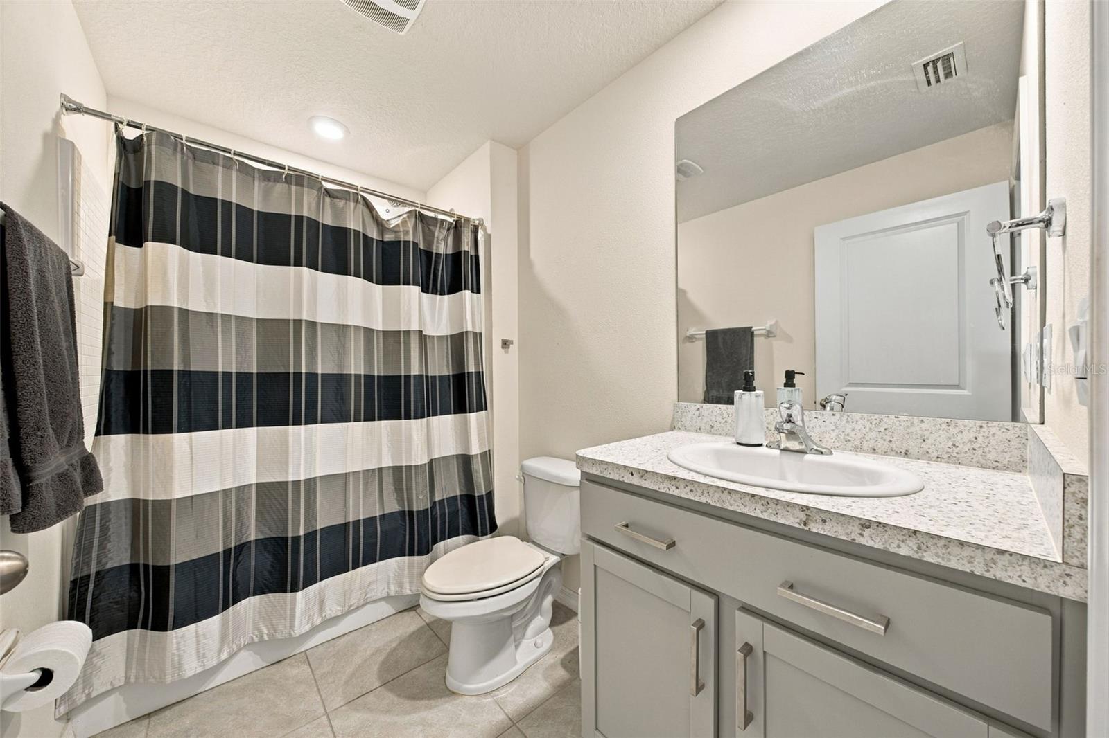 16739 Sunburst Lake St Property Photo 10