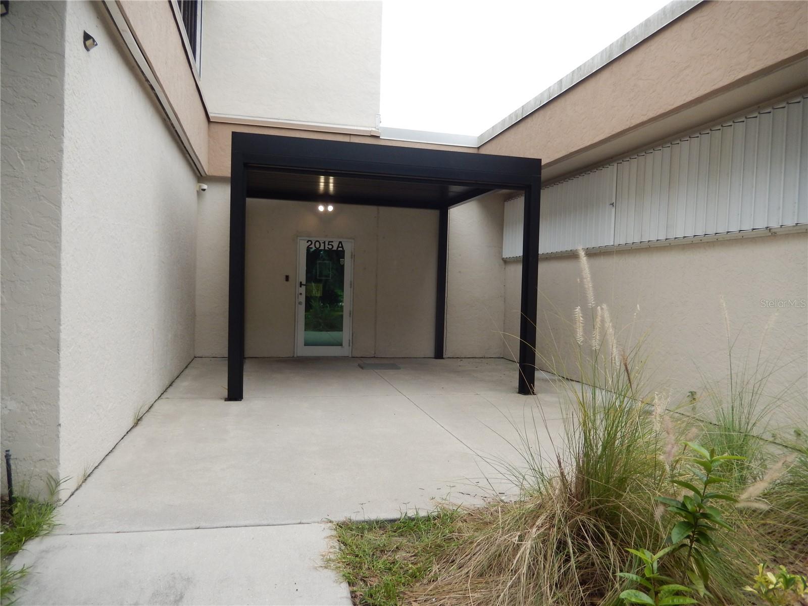 2015 Cattlemen Rd #a Property Photo 3