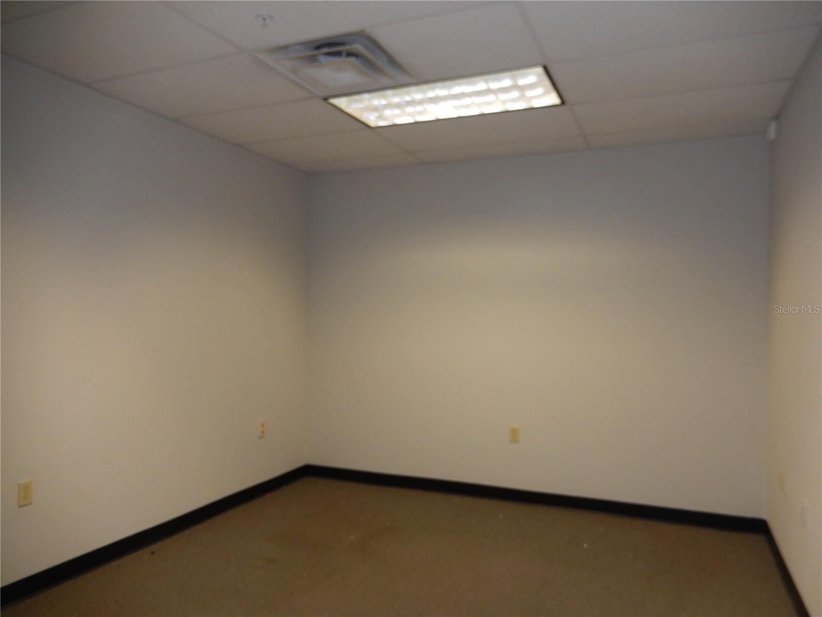 2015 Cattlemen Rd #a Property Photo 11