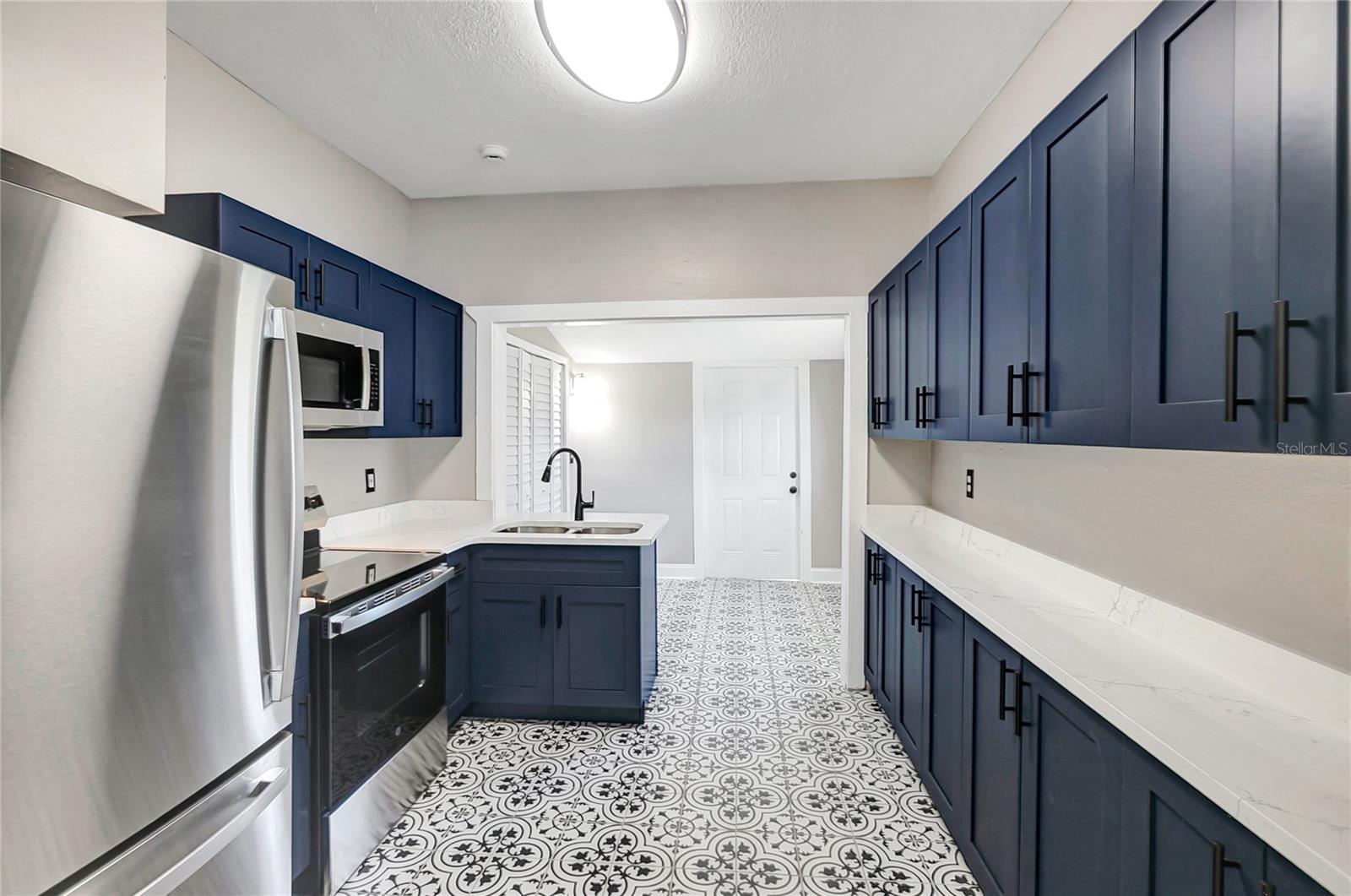 3812 N Tampa St Property Photo 17