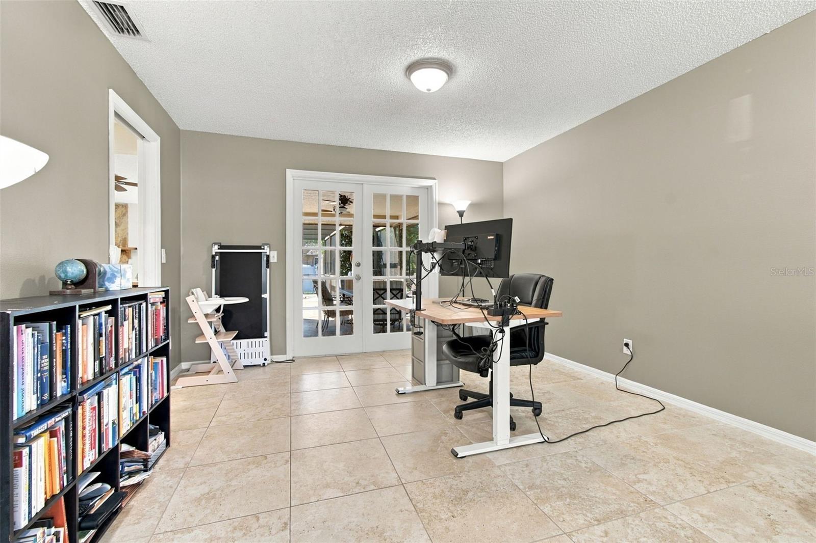 874 Pinewood Ter W Property Photo 31