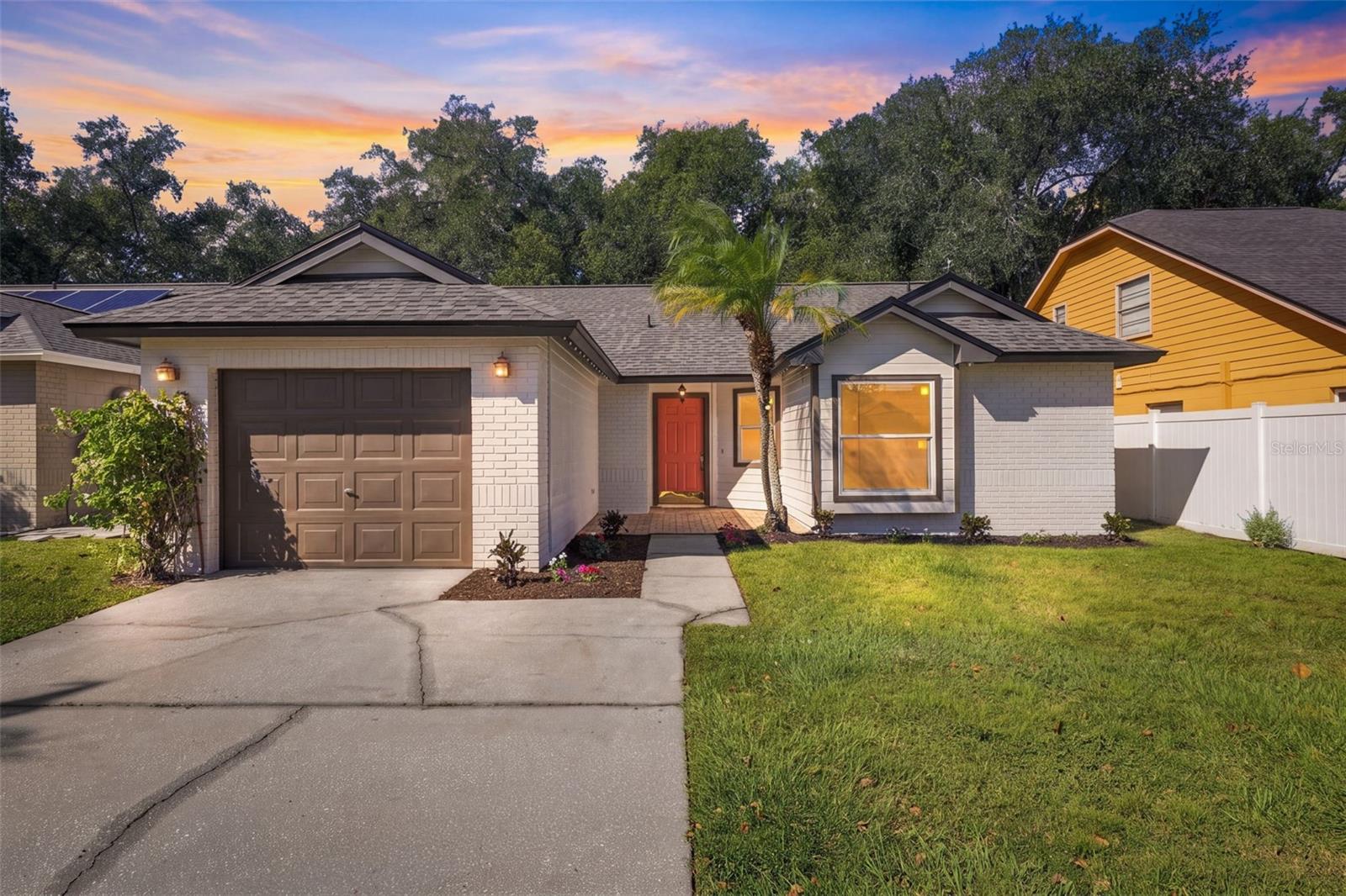 12808 Dunhill Dr Property Photo 1