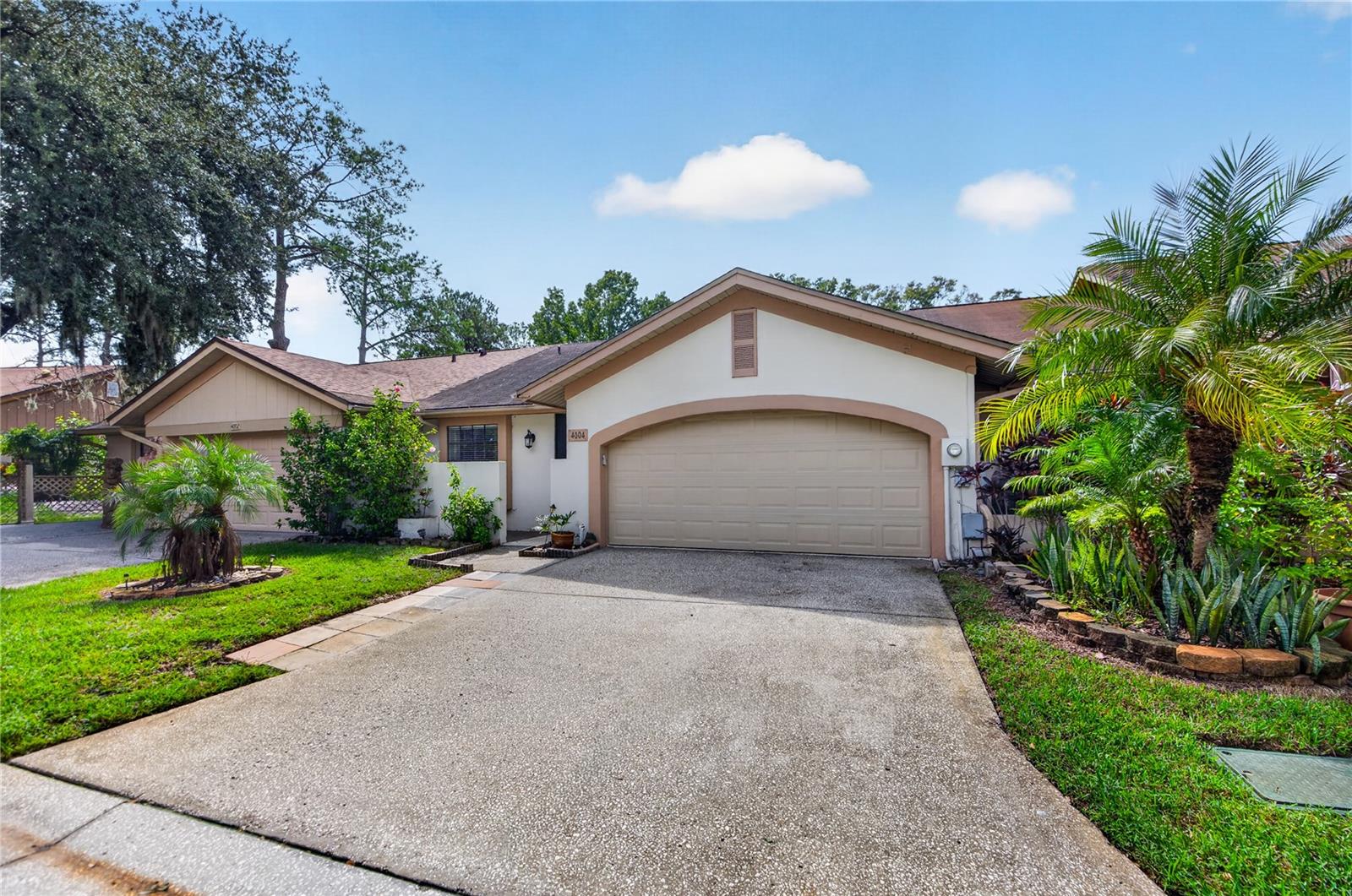 4004 SHORESIDE CIR Property Photo 1