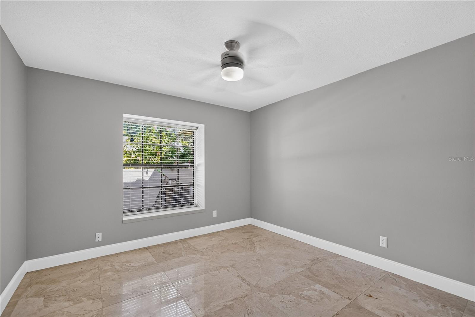 4004 Shoreside Cir Property Photo 18