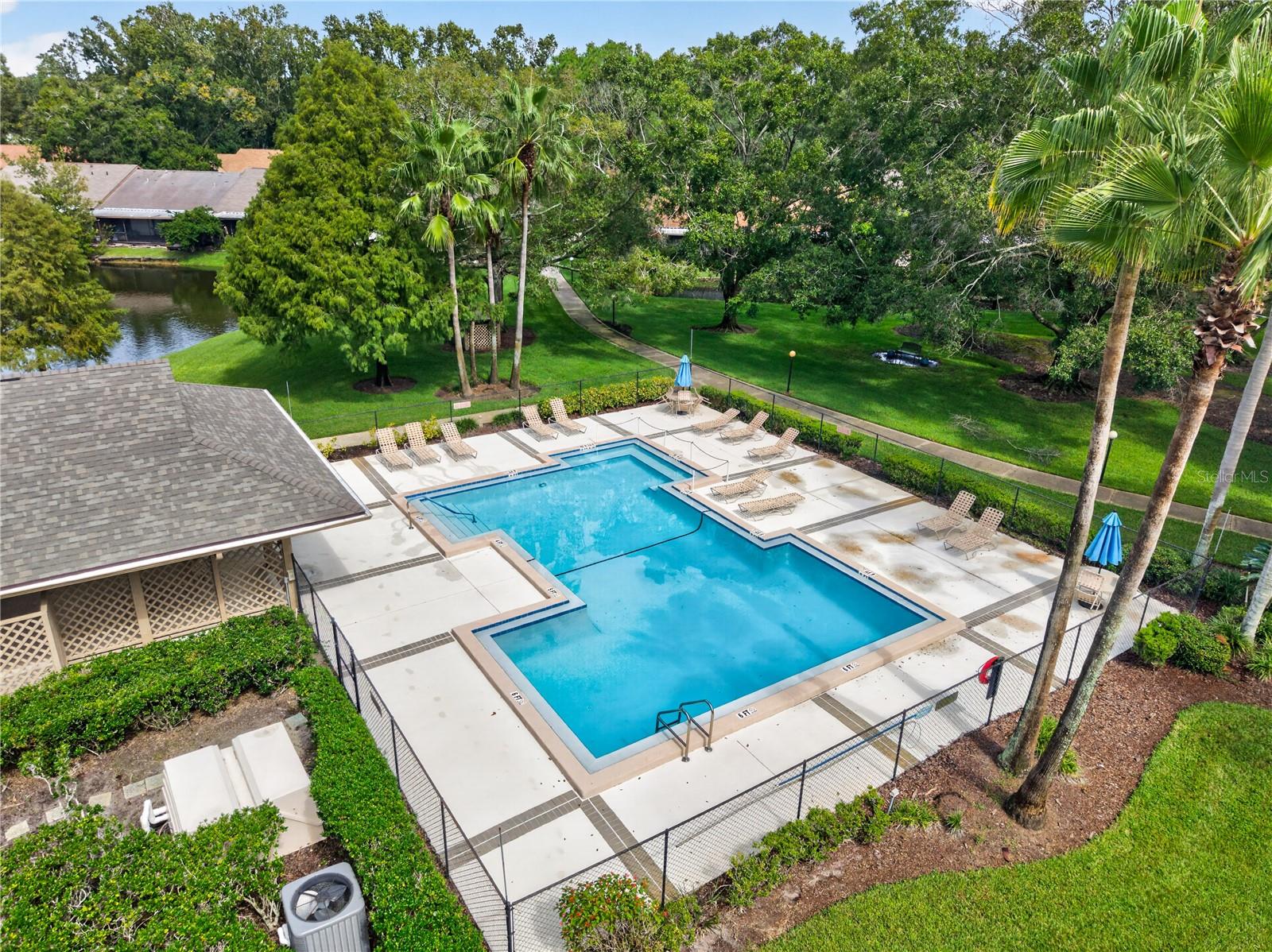 4004 Shoreside Cir Property Photo 25