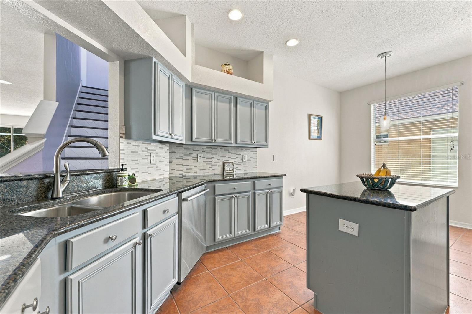 21916 Waverly Shores Ln Property Photo 8