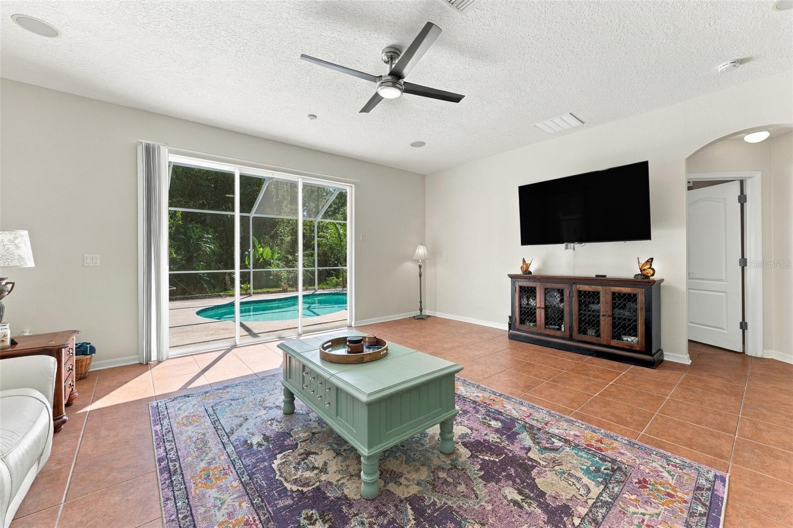 21916 Waverly Shores Ln Property Photo 22