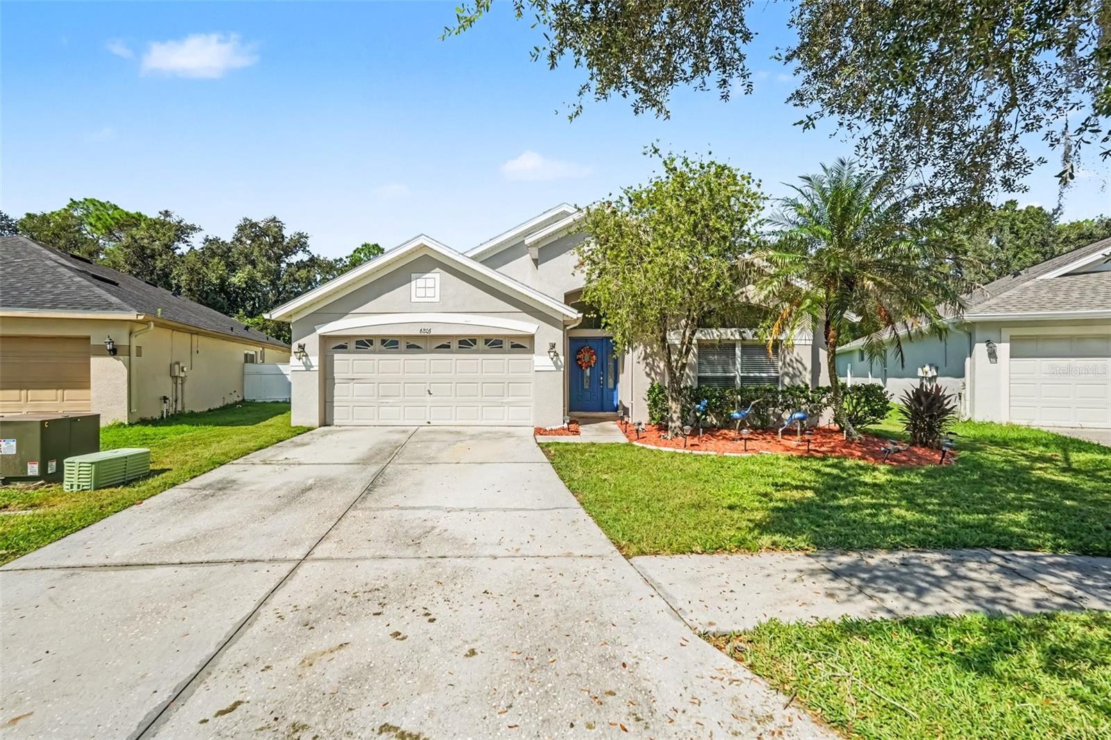 6805 BLUFF MEADOW CT Property Photo 1
