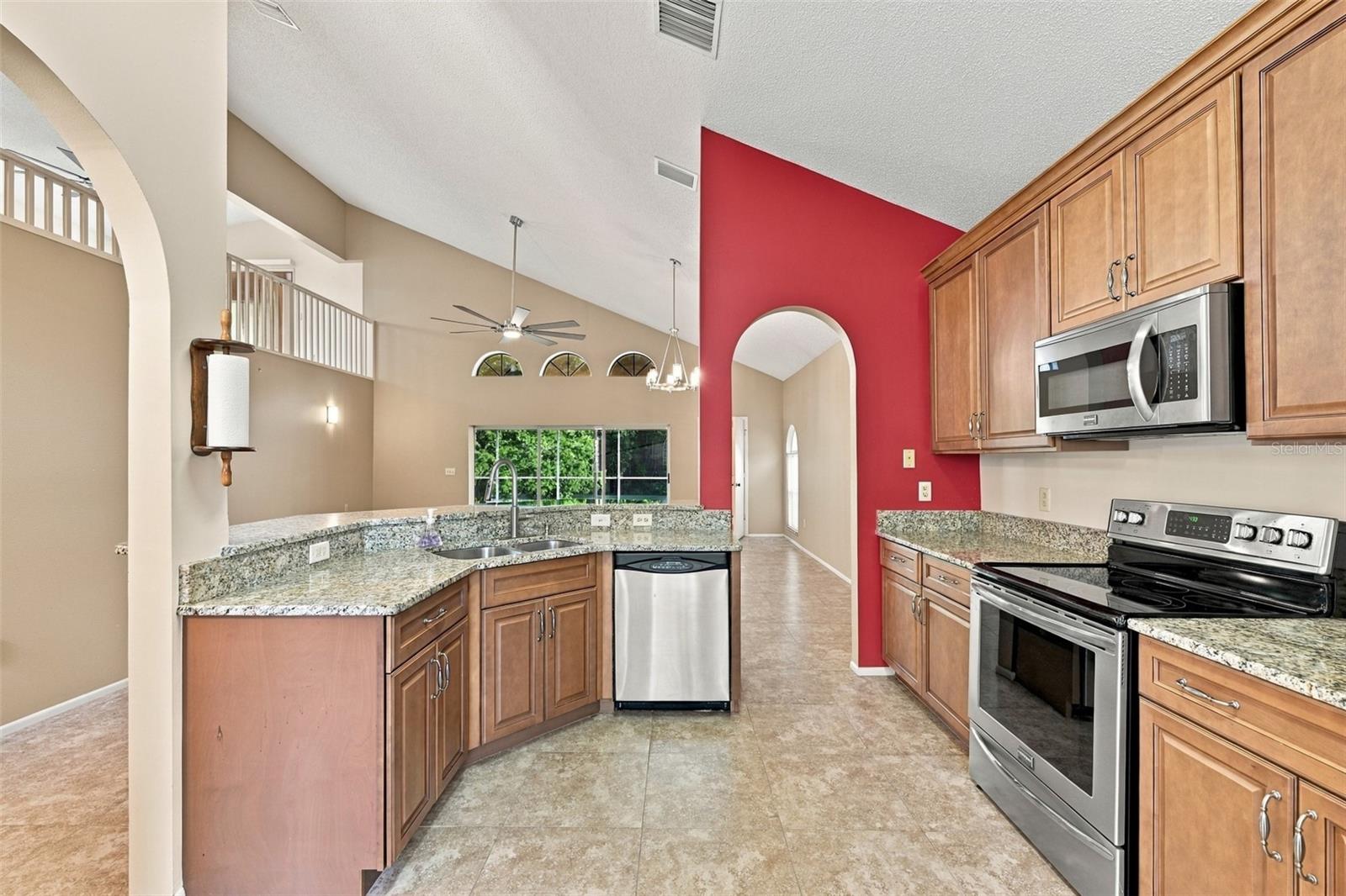 11109 Clayridge Dr Property Photo 4