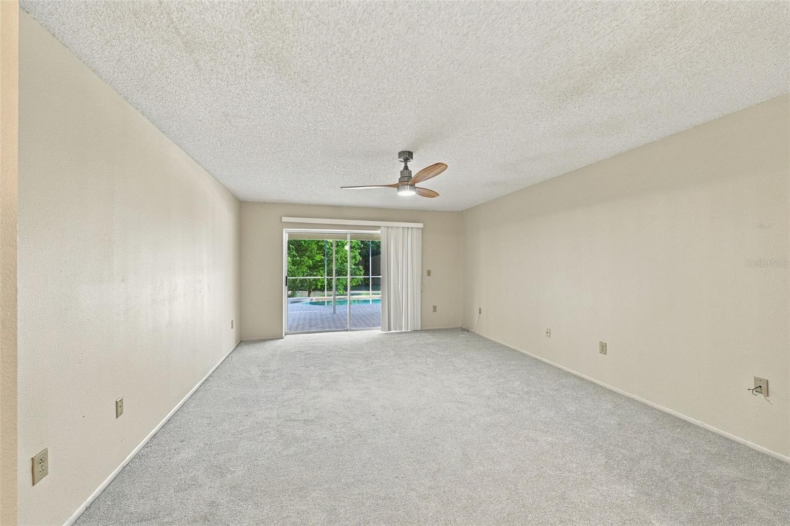 11109 Clayridge Dr Property Photo 16