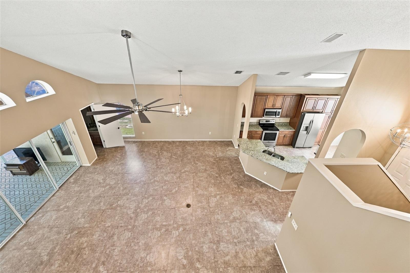 11109 Clayridge Dr Property Photo 17