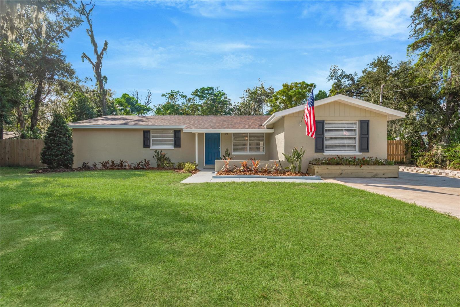 6809 VALRIE LN Property Photo 1