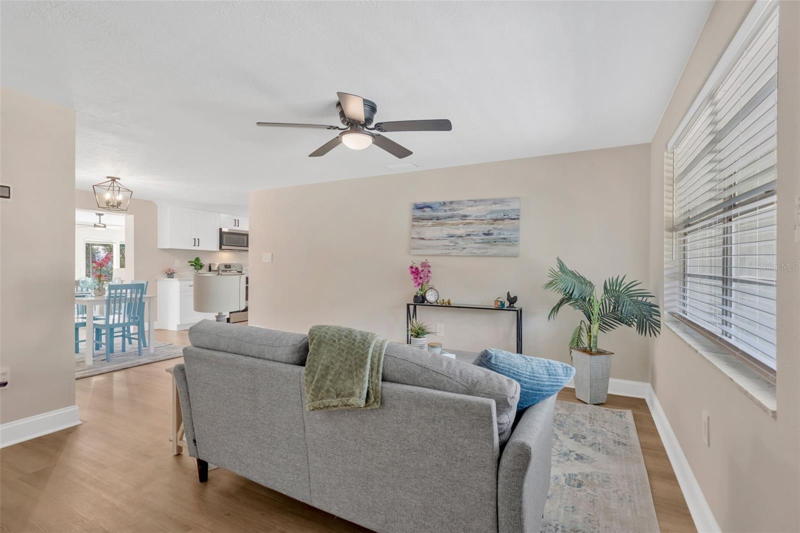6809 Valrie Ln Property Photo 11