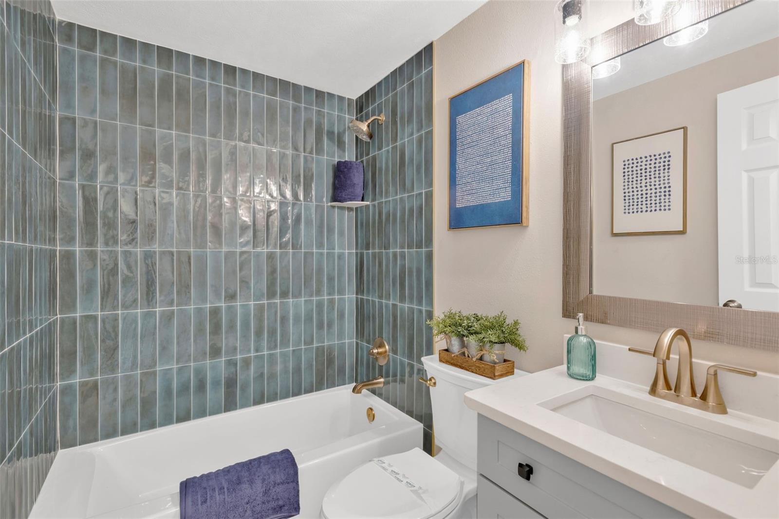 6809 Valrie Ln Property Photo 12