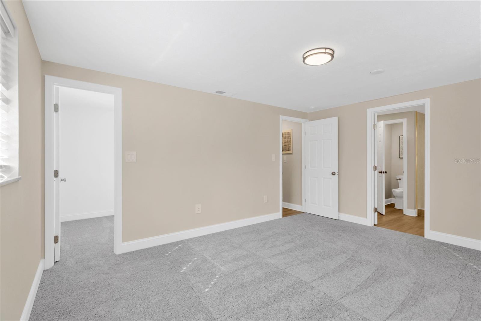 6809 Valrie Ln Property Photo 15
