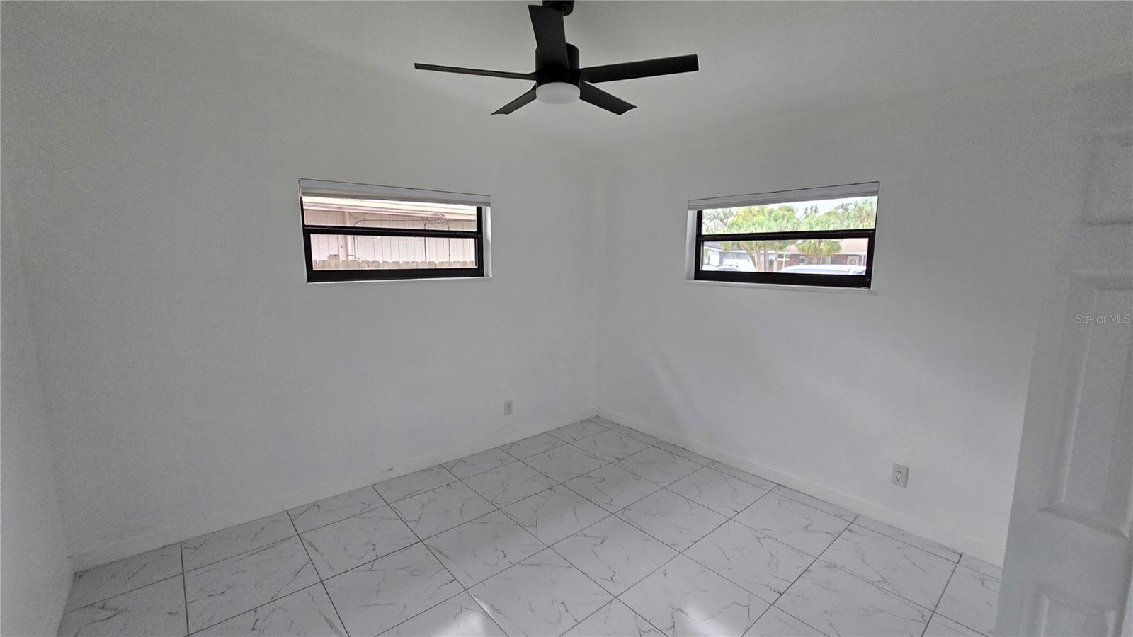 1600 Delaware Ave Ne Property Photo 13