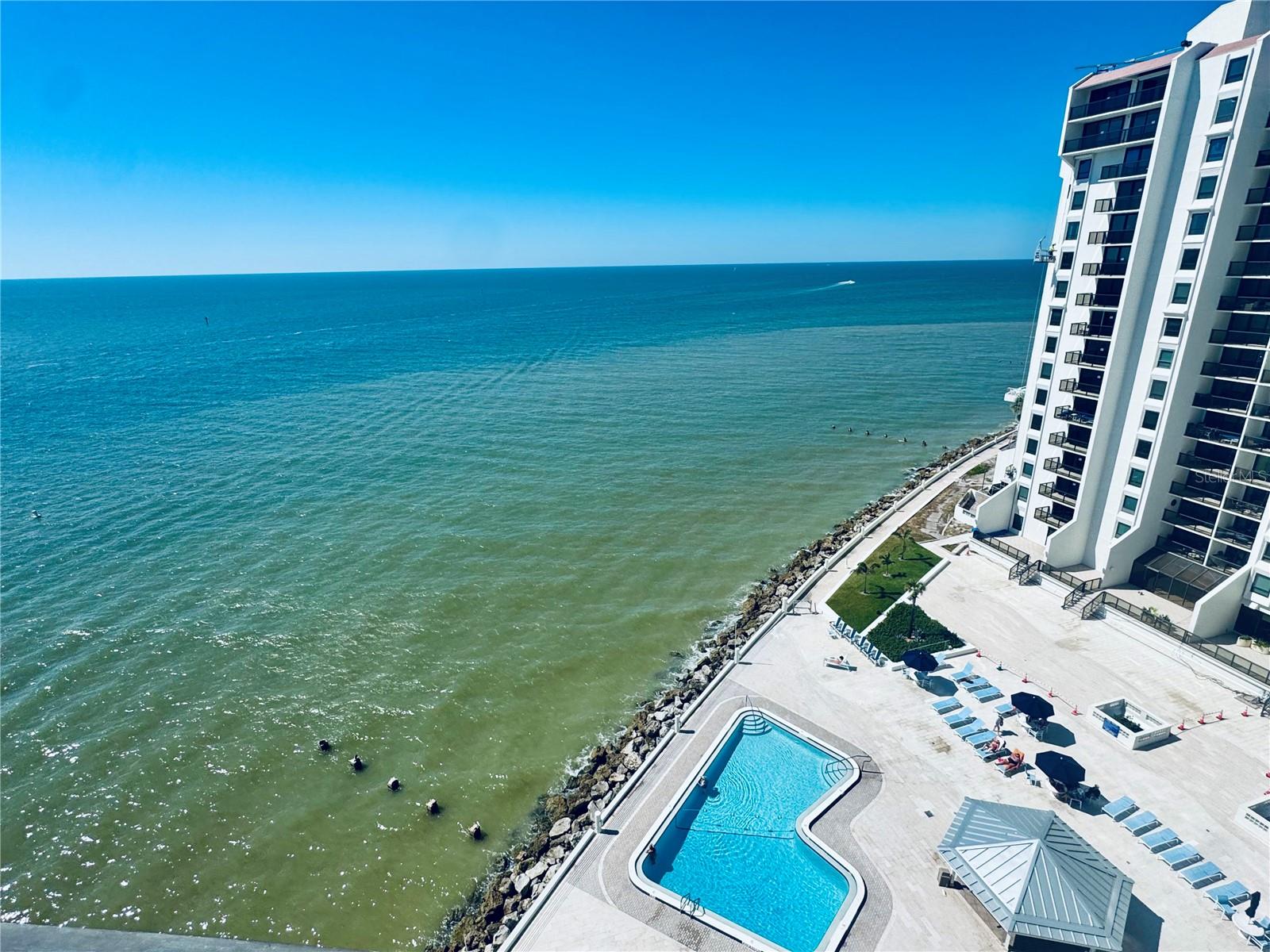 450 S Gulfview Blvd #1206 Property Photo 4