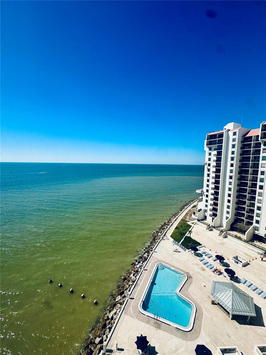 450 S Gulfview Blvd #1206 Property Photo 11