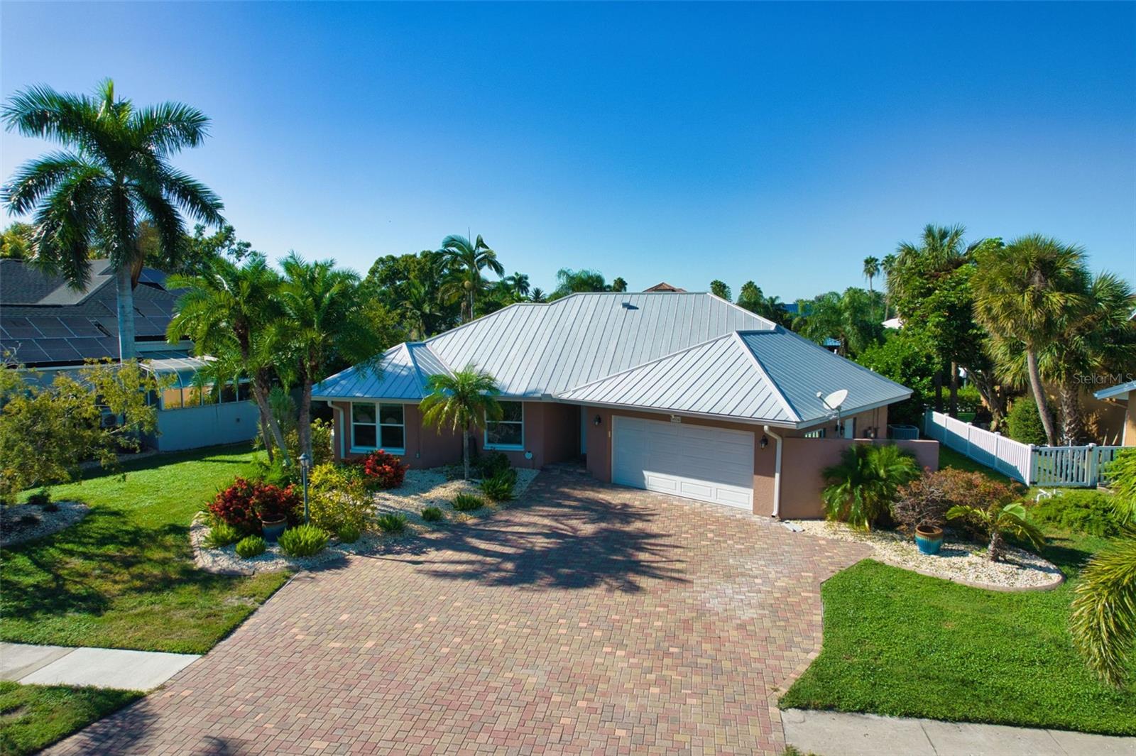 6604 BLACKFIN WAY Property Photo 1